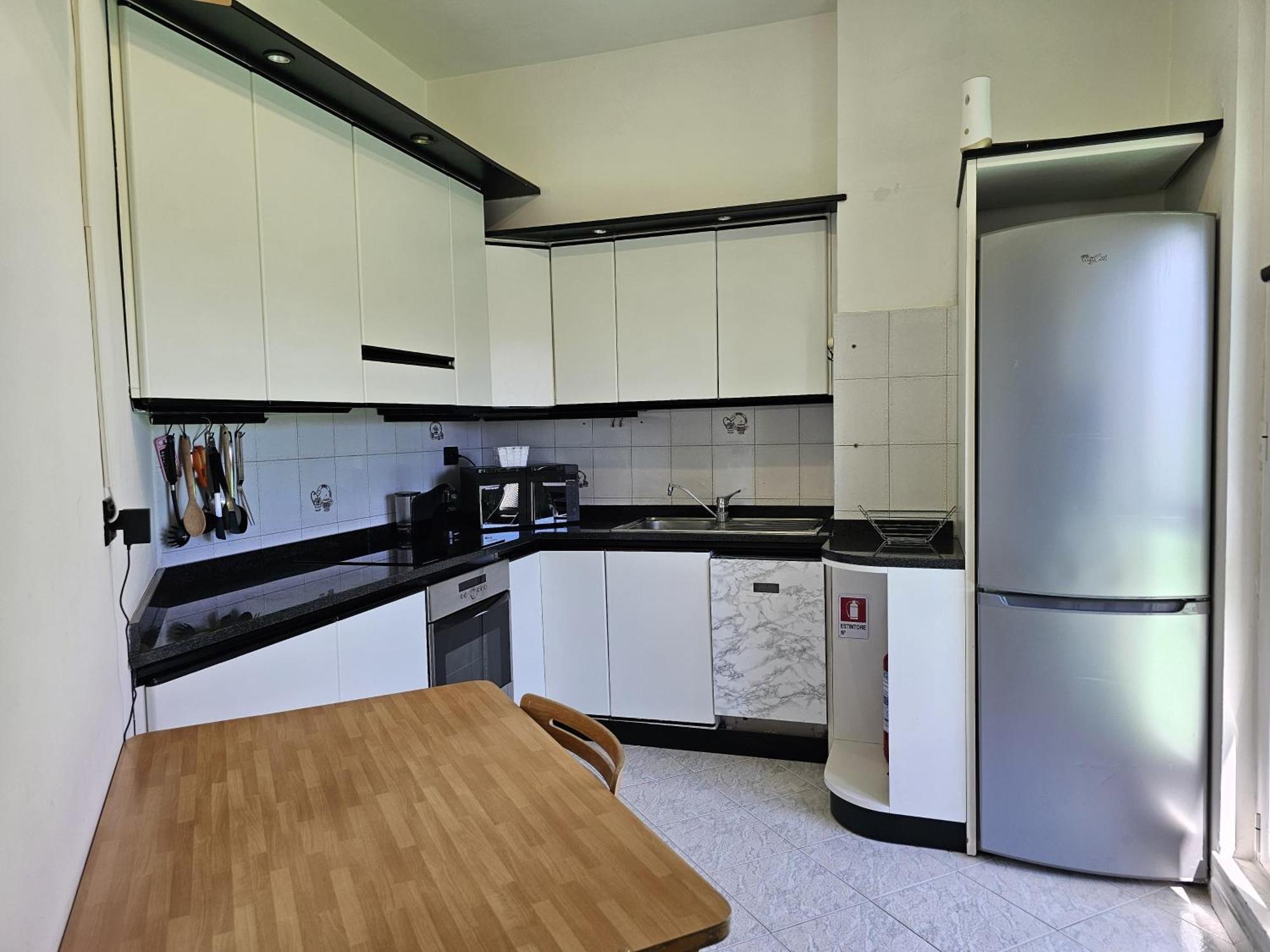 Spazioso Appartamento Con Terrazzo Navigli , Bocconi Мілан Екстер'єр фото
